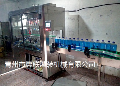玻璃水灌装机 玻璃水灌装机