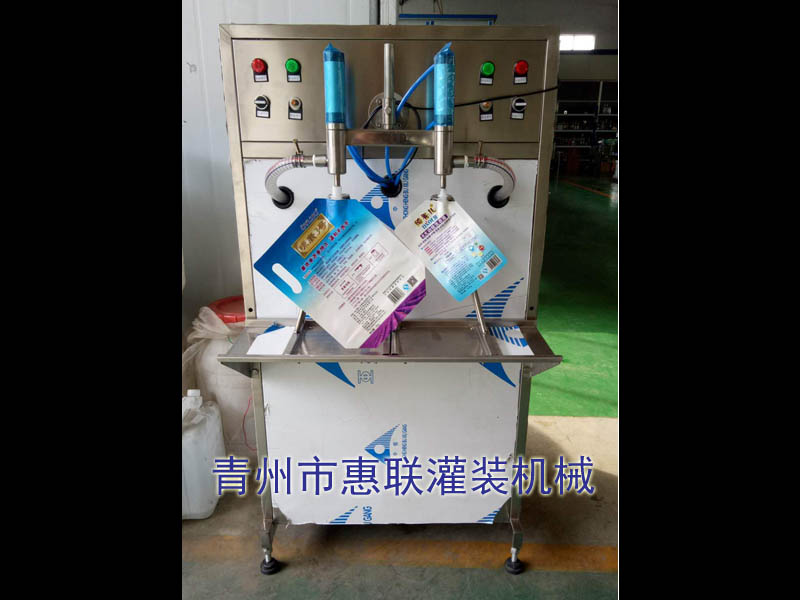 洗衣液灌装机 洗衣液灌装机