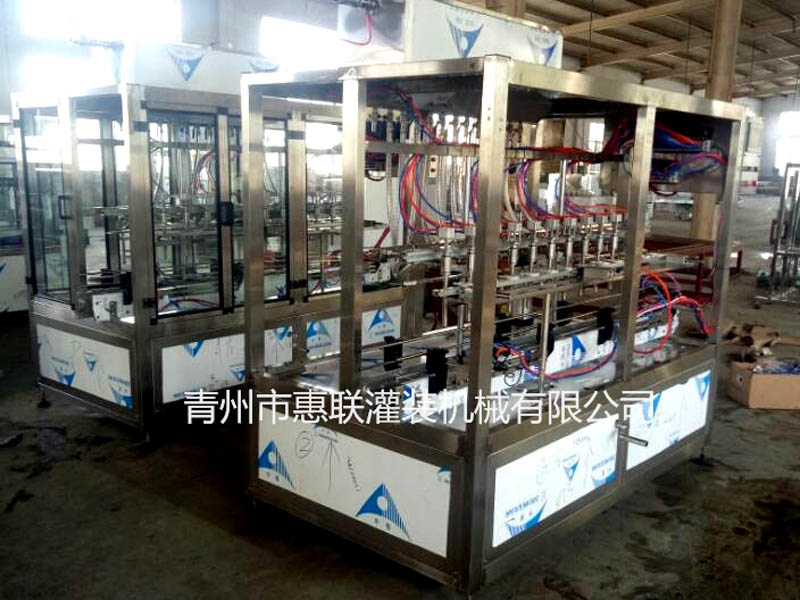 玻璃水灌装机 玻璃水灌装机
