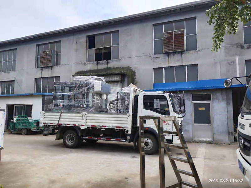 洗衣液灌装机 洗衣液灌装机