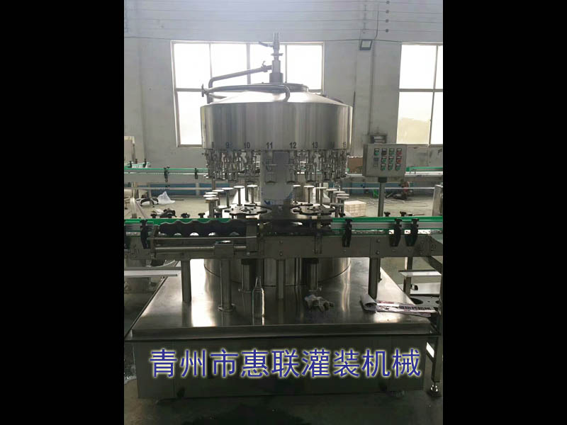 葡萄酒灌装机 葡萄酒灌装机
