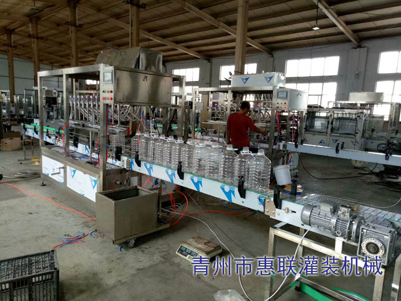 全自动消毒液灌装机 全自动消毒液灌装机