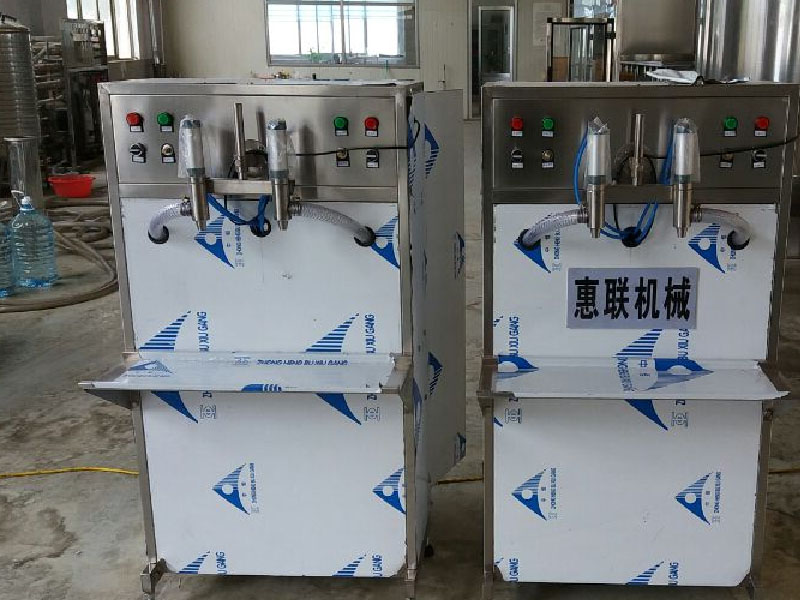 半自动白酒灌装机厂家 半自动白酒灌装机厂家