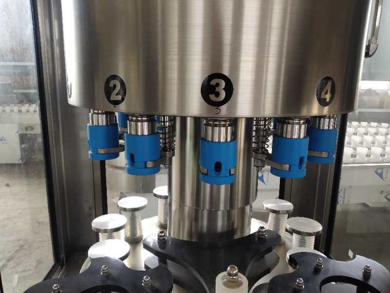 消毒酒精灌装机 消毒酒精灌装机