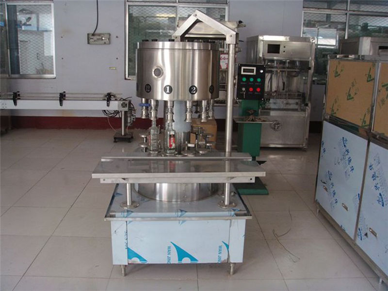 白酒全自动灌装机 白酒全自动灌装机