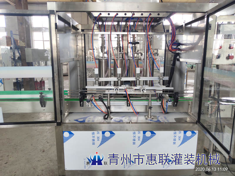 直线灌装机 直线灌装机