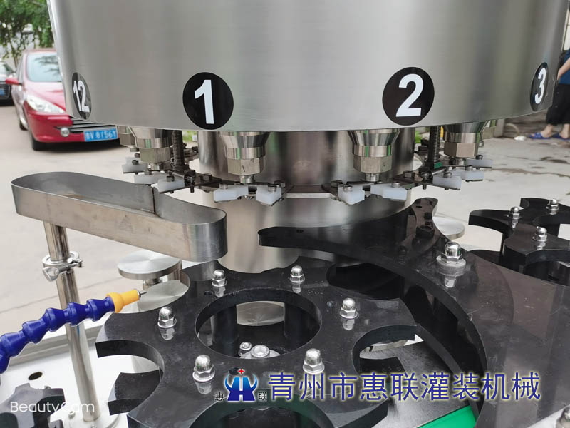 全自动白酒灌装机 全自动白酒灌装机