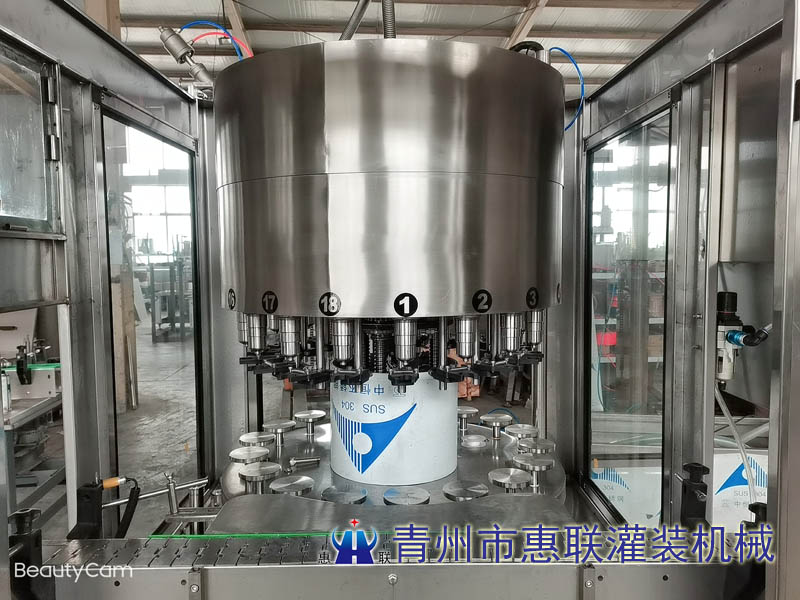 白酒全自动灌装机 白酒全自动灌装机