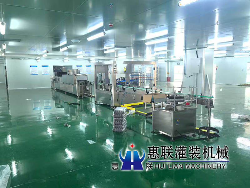 6000瓶口服液i灌装机生产线出口